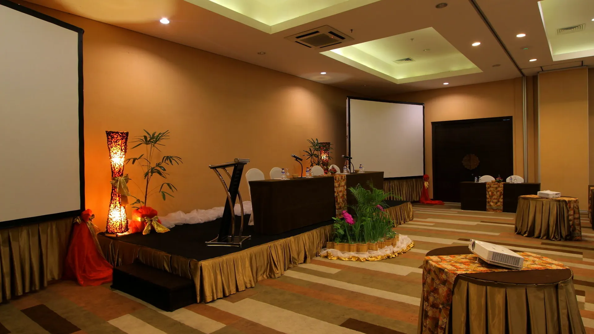 B Hotel Bali & Spa Dempassar