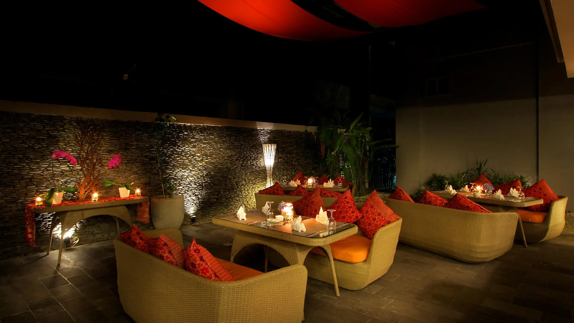 B Hotel Bali & Spa Denpasar 4*,  Endonezya